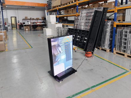 DuoFold 80″ P1.53 LED Poster Totem